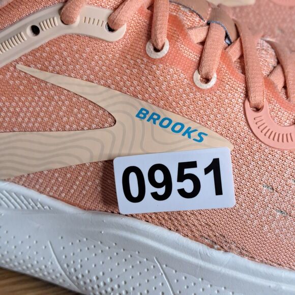 Brooks Ghost Max Shoes Women's 9.5 Coral Running Walking Gym Trainers Sneakers - Picture 14 of 14